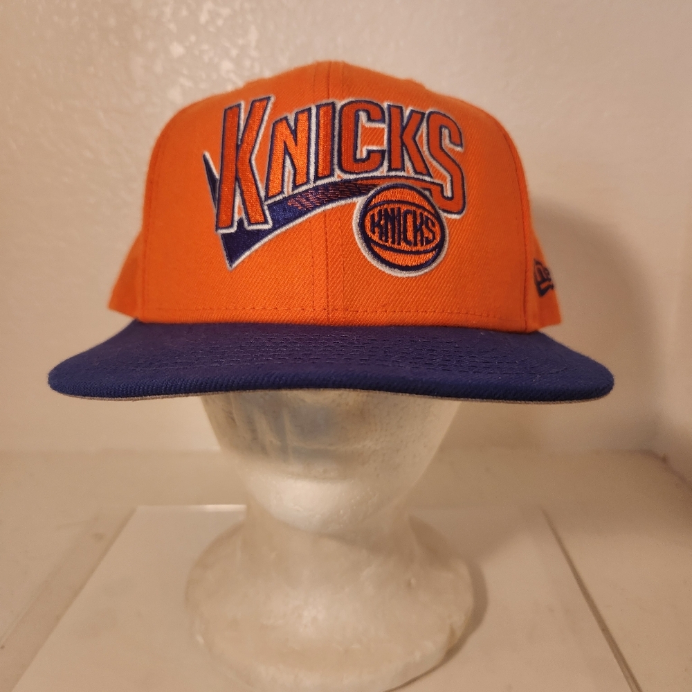 NEW ERA NEW YORK KNICKS SNAPBACK HAT